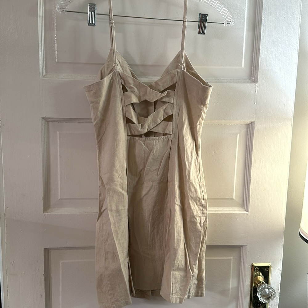 Button front dress - Picture 2 of 2